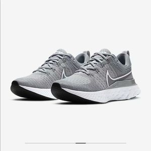 Nike React Infinity Run Flyknit 2, size 8, womens